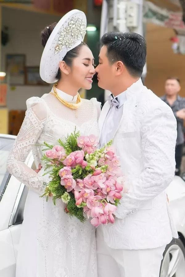 Đặng Thu Thảo: "Tôi từng chết lâm sàng, sợ chồng cũ trả thù" Dang Thu Thao: