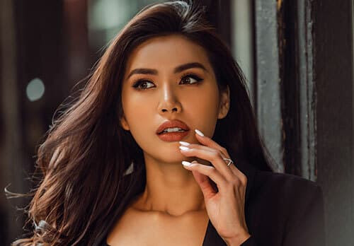 Rộ tin Minh Tú chuẩn bị kết hôn với bạn trai ngoại quốc - Hình 3 Ro tin Minh Tu chuan bi ket hon voi ban trai ngoai quoc-Hinh-3