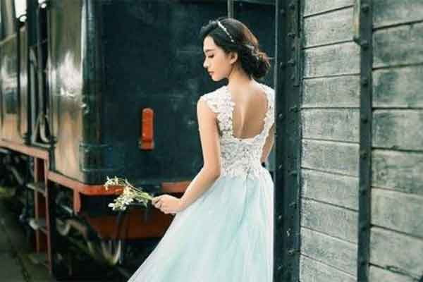 Vợ không yêu tôi nhưng lại đau khổ khi biết tôi yêu người khác Vo khong yeu toi nhung lai dau kho khi biet toi yeu nguoi khac
