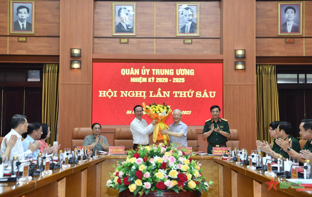 Tổng Bí thư Nguyễn Phú Trọng chủ trì Hội nghị Quân ủy Trung ương lần thứ 6 - Hình 5 Tong Bi thu Nguyen Phu Trong chu tri Hoi nghi Quan uy Trung uong lan thu 6-Hinh-5