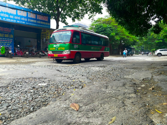 Con đường đau khổ nhất thành phố Vinh - Hình 14 Con duong dau kho nhat thanh pho Vinh-Hinh-14