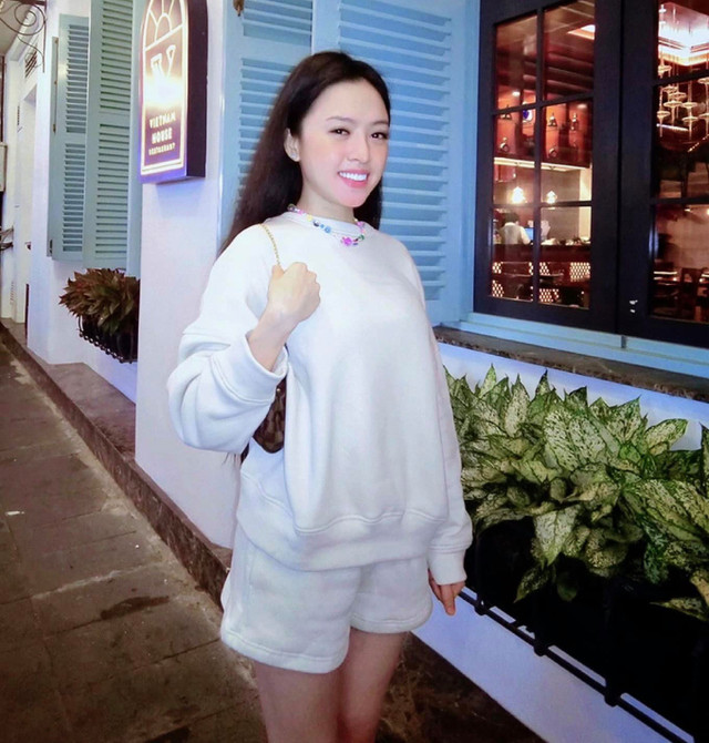 Về ra mắt, cô gái bị phản đối, vài năm sau mẹ chồng ủng hộ Ve ra mat, co gai bi phan doi, vai nam sau me chong ung ho