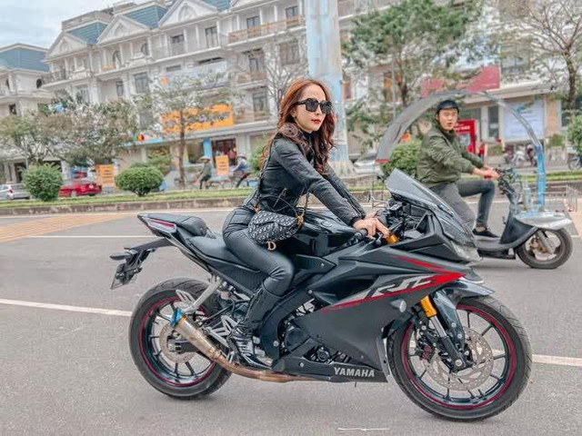 Những màn đánh ghen gây bão của hội bạn thân trong 'vũ trụ' phim VTV - Hình 4 Nhung man danh ghen gay bao cua hoi ban than trong 'vu tru' phim VTV-Hinh-4