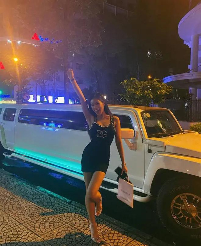 'Đệ nhất rich kid' Tiên Nguyễn đón sinh nhật tuổi 26 - Hình 2 'De nhat rich kid' Tien Nguyen don sinh nhat tuoi 26-Hinh-2