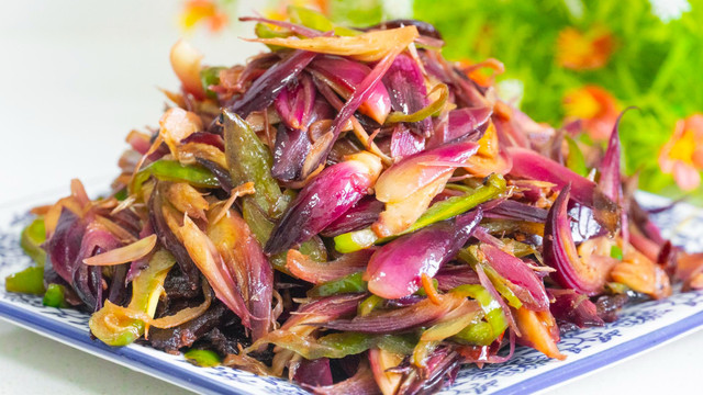 Loại rau rừng mọc hoang, ở Nhật được coi như “nhân sâm châu Á“ - Hình 6 Loai rau rung moc hoang, o Nhat duoc coi nhu “nhan sam chau A“-Hinh-6
