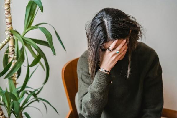 Mất người yêu vào tay bạn, tôi ghét đàn ông, không dám lấy chồng Mat nguoi yeu vao tay ban, toi ghet dan ong, khong dam lay chong