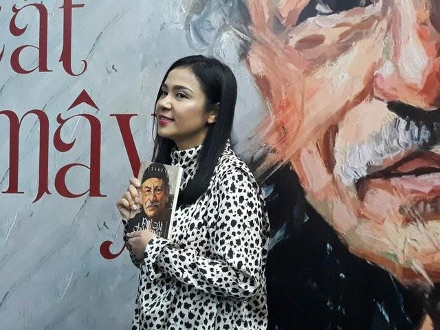 Từng phải 'bóp mồm' giảm cân, Việt Trinh giờ ăn tù tì - Hình 2 Tung phai 'bop mom' giam can, Viet Trinh gio an tu ti-Hinh-2