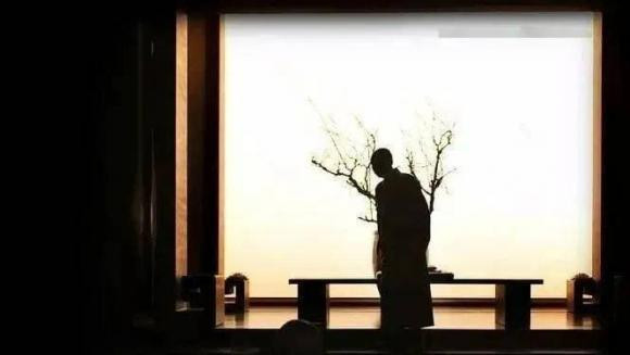 "Có 3 thứ này ở gầm giường, gia đình tan nát", đó là thứ gì? - Hình 5