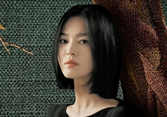 Dàn diễn viên "Hậu duệ mặt trời" sau 7 năm - Hình 3 Dan dien vien