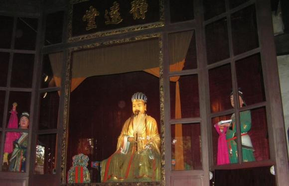 Mộ Gia Cát Lượng được đào lên, cảnh tượng bên trong gây chấn động - Hình 8 Mo Gia Cat Luong duoc dao len, canh tuong ben trong gay chan dong-Hinh-8