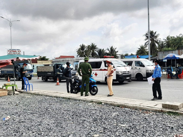 Chủ tịch Bến Tre: Lên kế hoạch phục hồi kinh tế sau dịch - Hình 2 Chu tich Ben Tre: Len ke hoach phuc hoi kinh te sau dich-Hinh-2