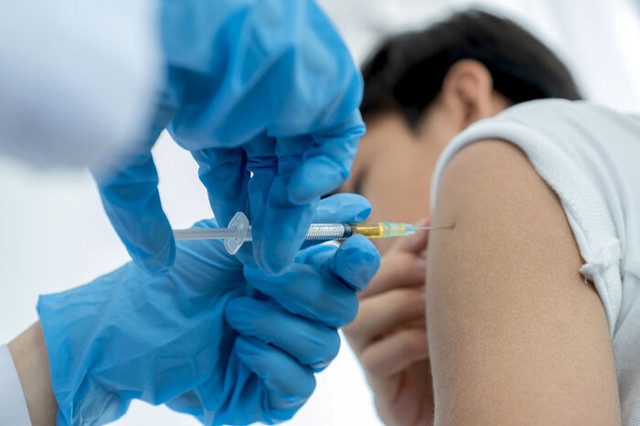 Lý do vaccine COVID-19 không đem lại miễn dịch suốt đời như các loại vaccine khác Ly do vaccine COVID-19 khong dem lai mien dich suot doi nhu cac loai vaccine khac