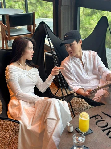 Tiến Phát nói về thông tin kết hôn với diễn viên Quỳnh Lương - Hình 2 Tien Phat noi ve thong tin ket hon voi dien vien Quynh Luong-Hinh-2