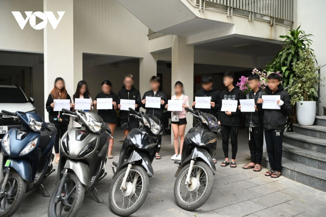 Khởi tố 20 bị can vụ tông tử vong cô gái ở Hà Nội Khoi to 20 bi can vu tong tu vong co gai o Ha Noi