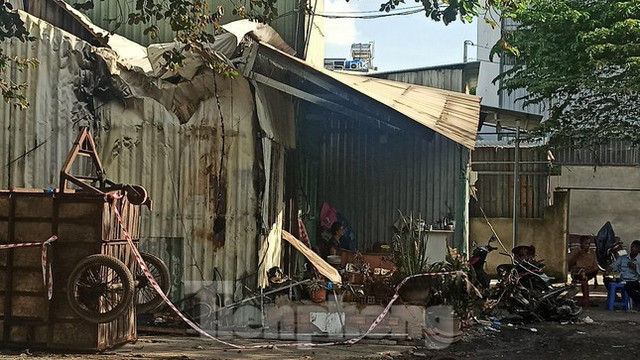Nghi vấn căn nhà ở TPHCM bị phóng hỏa khiến 2 cô gái tử vong Nghi van can nha o TPHCM bi phong hoa khien 2 co gai tu vong
