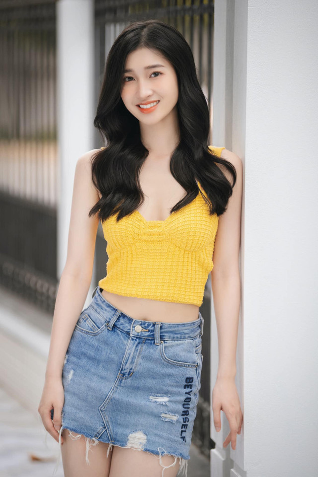 Thí sinh có vòng eo 57 cm của Hoa hậu Thế giới Việt Nam - Hình 2 Thi sinh co vong eo 57 cm cua Hoa hau The gioi Viet Nam-Hinh-2