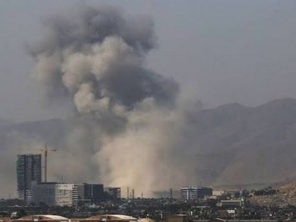 Nổ bên ngoài thánh đường ở Afghanistan khiến ít nhất 7 người tử vong No ben ngoai thanh duong o Afghanistan khien it nhat 7 nguoi tu vong