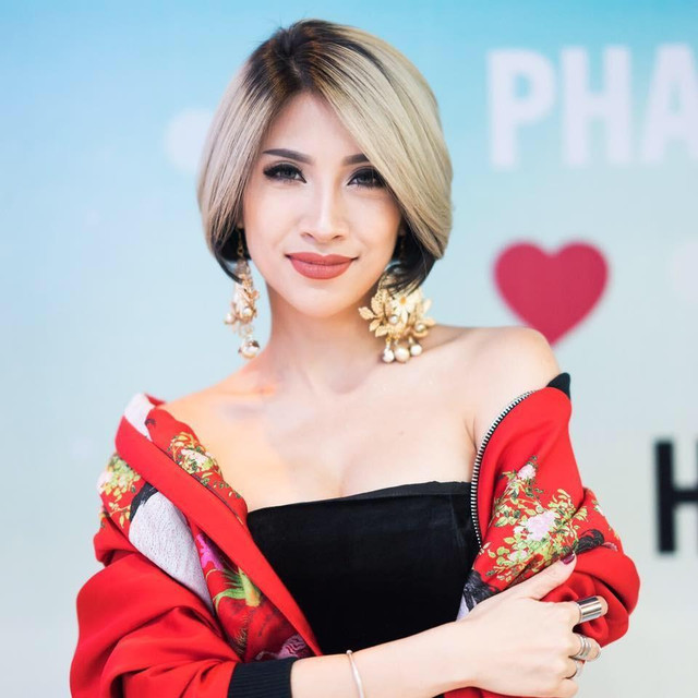 Ca sĩ Pha Lê và dân trong nghề chửi nhau như chợ vỡ - Hình 3 Ca si Pha Le va dan trong nghe chui nhau nhu cho vo-Hinh-3