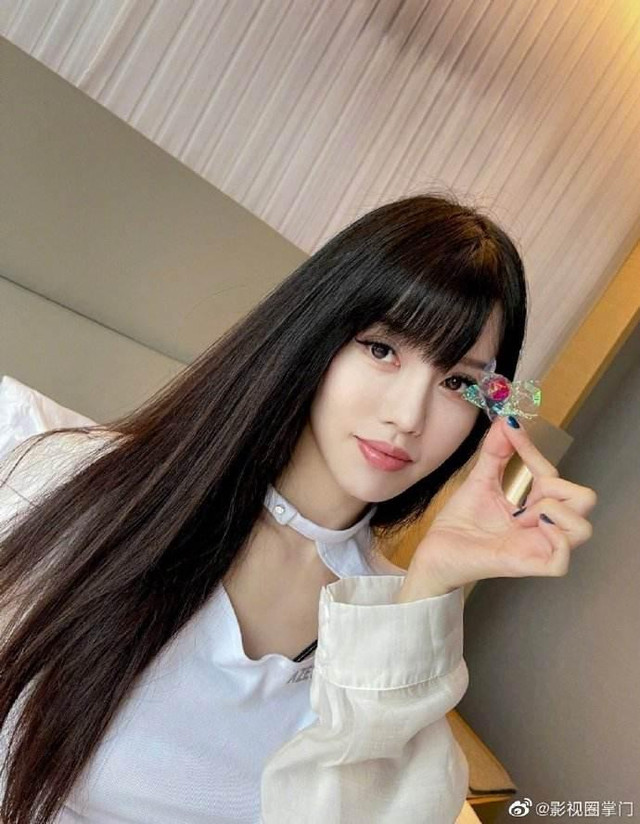 Mỹ nhân ngoại tình với Vương Lực Hoành tự sát nhập viện khẩn cấp - Hình 4 My nhan ngoai tinh voi Vuong Luc Hoanh tu sat nhap vien khan cap-Hinh-4
