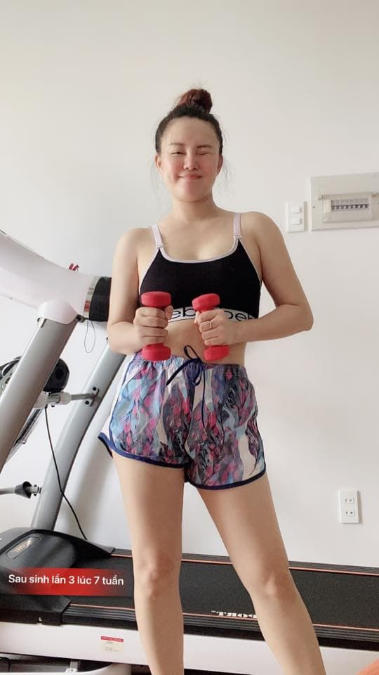 Vy Oanh khoe thân hình giảm 13kg sau 7 tuần sinh con thứ 3 - Hình 2 Vy Oanh khoe than hinh giam 13kg sau 7 tuan sinh con thu 3-Hinh-2