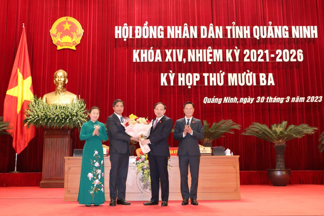 Quảng Ninh có thêm Phó chủ tịch UBND tỉnh Quang Ninh co them Pho chu tich UBND tinh