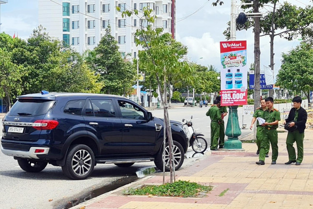 Khởi tố vụ nữ sinh lớp 12 bị quân nhân lái ô tô tông tử vong ở Ninh Thuận Khoi to vu nu sinh lop 12 bi quan nhan lai o to tong tu vong o Ninh Thuan