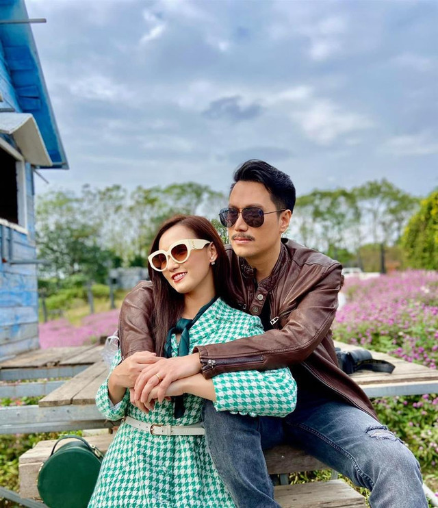 Chung phim mới, Quỳnh Nga chất lừ còn Việt Anh "già như trái cà" - Hình 7 Chung phim moi, Quynh Nga chat lu con Viet Anh