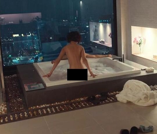Sự thật cảnh khỏa thân gây sốc trong phim của Song Hye Kyo - Hình 2 Su that canh khoa than gay soc trong phim cua Song Hye Kyo-Hinh-2