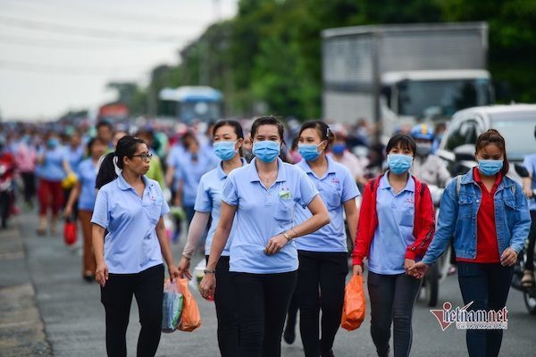 Cần chính sách hỗ trợ người lao động mất việc làm Can chinh sach ho tro nguoi lao dong mat viec lam