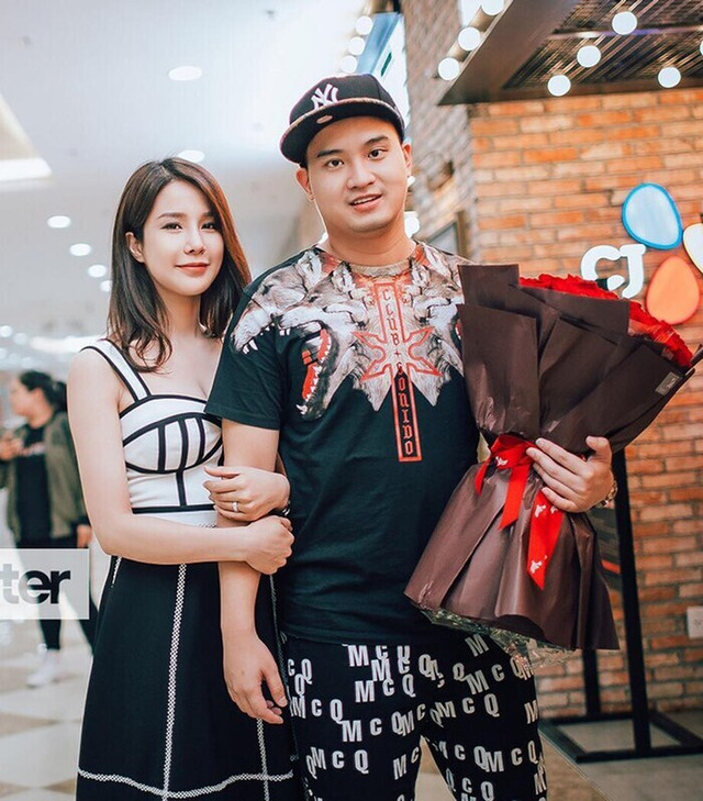 Diệp Lâm Anh khóc như mưa sau phiên tòa ly hôn Đức Phạm - Hình 3 Diep Lam Anh khoc nhu mua sau phien toa ly hon Duc Pham-Hinh-3