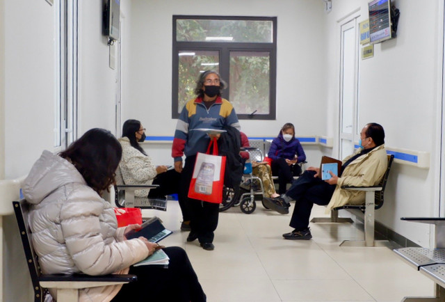Hà Nội rét đậm đột ngột, dự báo số người khám bệnh gia tăng - Hình 6 Ha Noi ret dam dot ngot, du bao so nguoi kham benh gia tang-Hinh-6