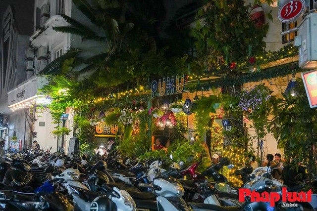 Những quán cafe mở xuyên đêm giữa lòng Hà Nội Nhung quan cafe mo xuyen dem giua long Ha Noi