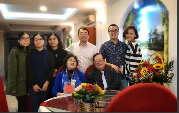 Bạn trai Thu Quỳnh có động thái lạ, nghi vấn cặp đôi "toang"? - Hình 5 Ban trai Thu Quynh co dong thai la, nghi van cap doi