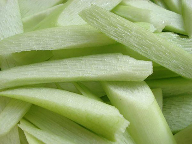 Cây dại mọc khắp ao hồ nay hóa “mỏ vàng”, bán 300.000/kg - Hình 4 Cay dai moc khap ao ho nay hoa “mo vang”, ban 300.000/kg-Hinh-4