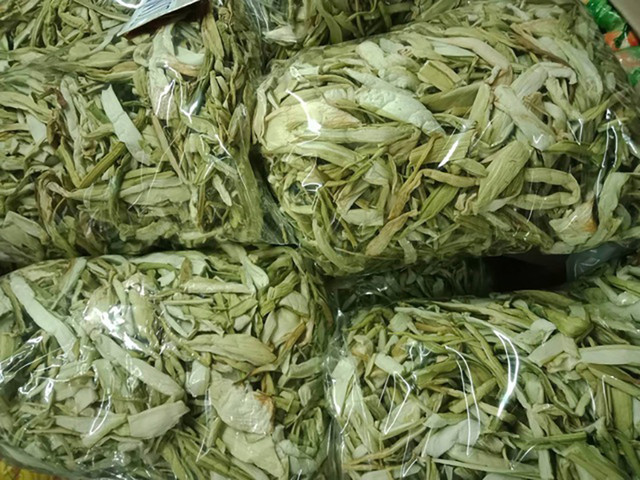 Cây dại mọc khắp ao hồ nay hóa “mỏ vàng”, bán 300.000/kg - Hình 5 Cay dai moc khap ao ho nay hoa “mo vang”, ban 300.000/kg-Hinh-5