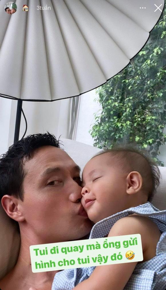 Hà Hồ tiết lộ thói quen "kì lạ" khi ngủ của con gái Lisa - Hình 2 Ha Ho tiet lo thoi quen