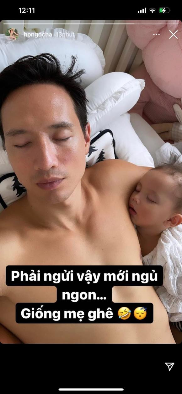 Hà Hồ tiết lộ thói quen "kì lạ" khi ngủ của con gái Lisa Ha Ho tiet lo thoi quen