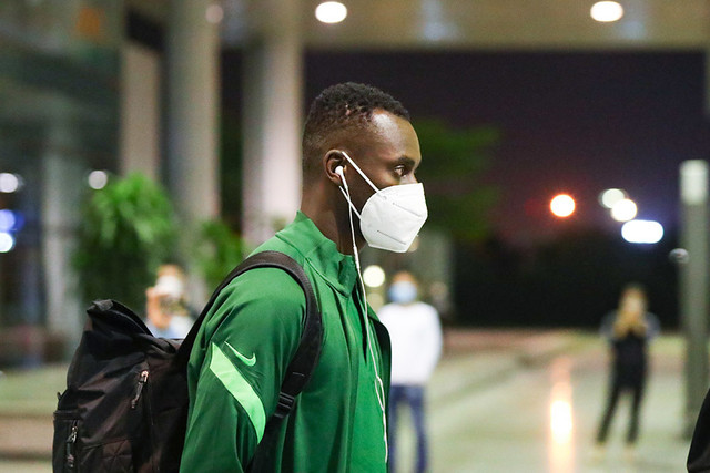 Tuyển Saudi Arabia đổ bộ Hà Nội, mang 9 tấn hành lý - Hình 3 Tuyen Saudi Arabia do bo Ha Noi, mang 9 tan hanh ly-Hinh-3