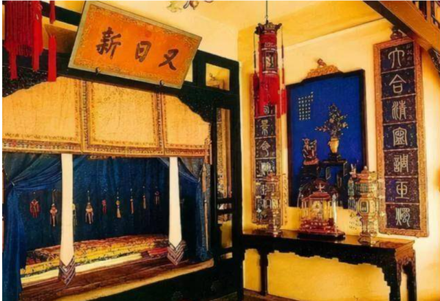 Vì sao giường ngủ của hoàng đế Trung Quốc chỉ rộng 1m? - Hình 3 Vi sao giuong ngu cua hoang de Trung Quoc chi rong 1m?-Hinh-3