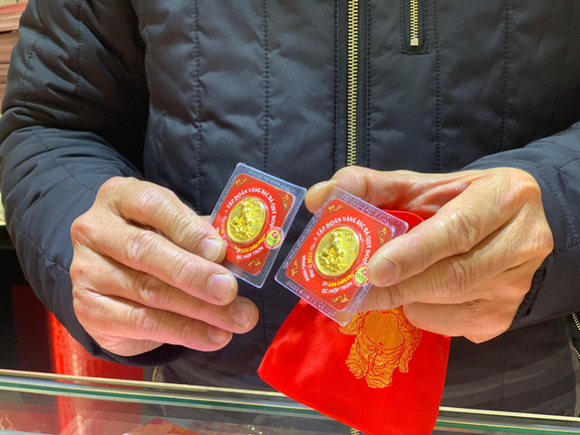 Giá vàng hôm nay 29/4: USD tăng mạnh, vàng hồi phục nhẹ sau cú tụt giảm Gia vang hom nay 29/4: USD tang manh, vang hoi phuc nhe sau cu tut giam