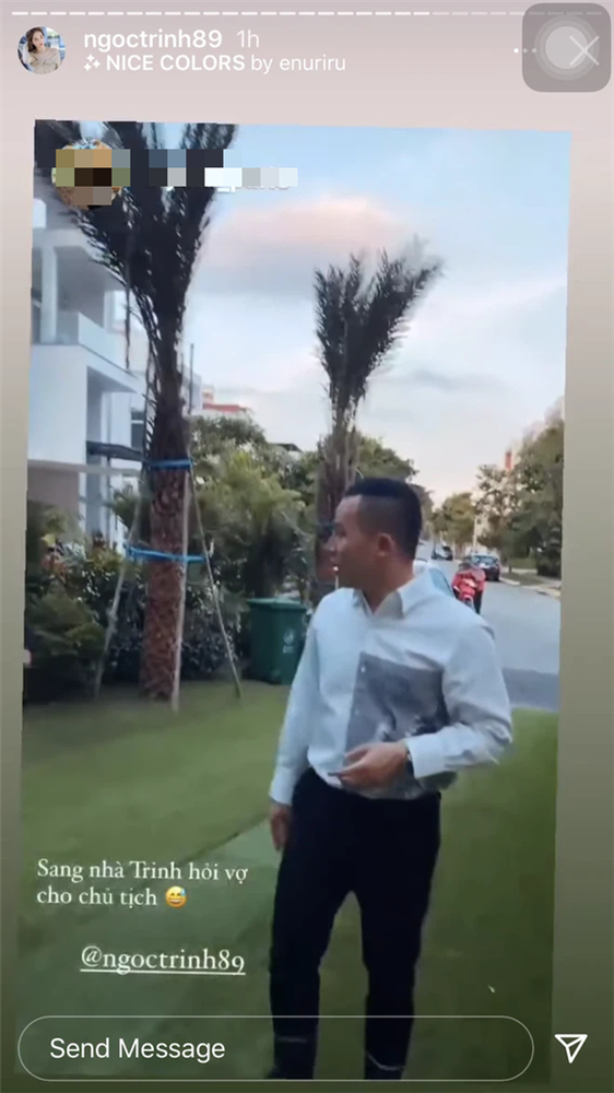 Ngọc Trinh ra mắt bố mẹ chồng tương lai, Khắc Tiệp đi hỏi vợ? - Hình 2 Ngoc Trinh ra mat bo me chong tuong lai, Khac Tiep di hoi vo?-Hinh-2