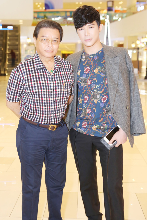 Nathan Lee hiếm hoi nói về ông bố quyền lực - Hình 2 Nathan Lee hiem hoi noi ve ong bo quyen luc-Hinh-2