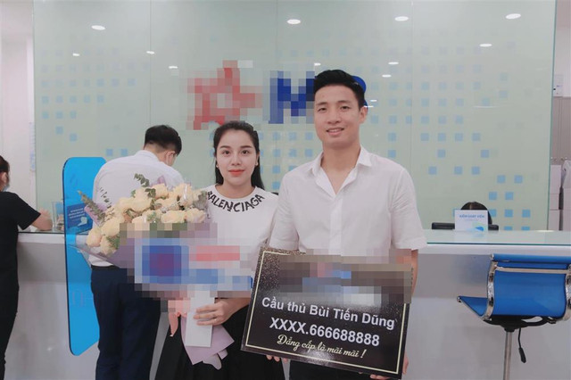 Bùi Tiến Dũng khoe số tài khoản ngân hàng, nhìn biết ngay đại gia - Hình 2 Bui Tien Dung khoe so tai khoan ngan hang, nhin biet ngay dai gia-Hinh-2