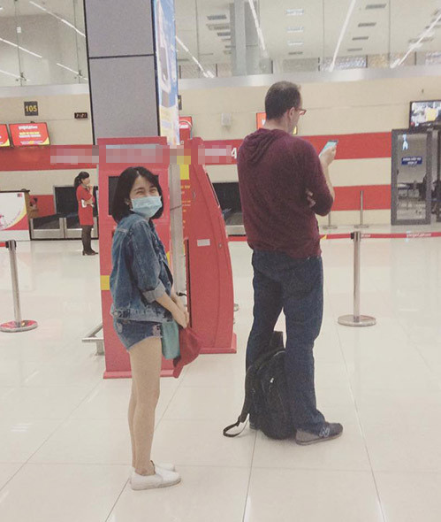 Hòa Minzy rơi vào "thảm cảnh" khi chạm mặt Hoa hậu Diễm Hương - Hình 9 Hoa Minzy roi vao