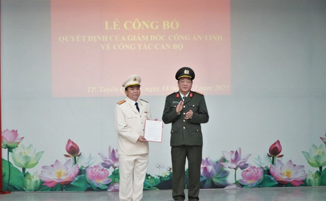 Điều động, bổ nhiệm cán bộ chủ chốt công an 3 tỉnh, thành - Hình 3 Dieu dong, bo nhiem can bo chu chot cong an 3 tinh, thanh-Hinh-3