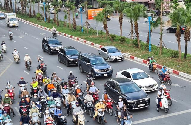 Quy định mới về thu phí đường bộ có hiệu lực từ năm 2024 Quy dinh moi ve thu phi duong bo co hieu luc tu nam 2024