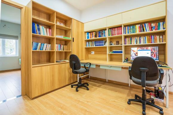 Thiết kế nhà tầng mặt phố với ban công độc đáo - Hình 11 Thiet ke nha tang mat pho voi ban cong doc dao-Hinh-11