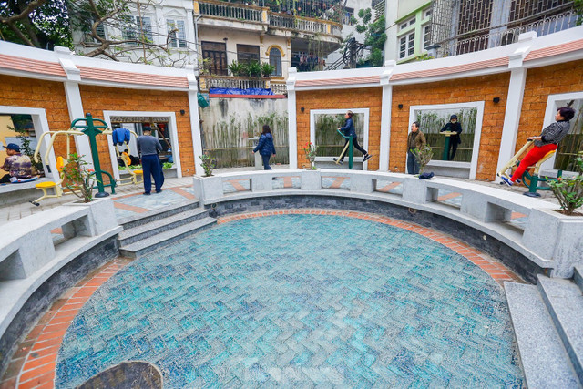 'Giếng làng' độc đáo giữa nội đô Hà Nội - Hình 5 'Gieng lang' doc dao giua noi do Ha Noi-Hinh-5