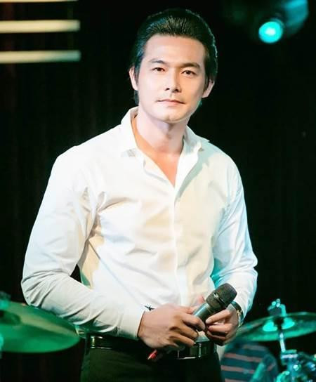 Sao nam Vbiz tuyên bố vỡ nợ sau khi chia tay vợ đại gia Sao nam Vbiz tuyen bo vo no sau khi chia tay vo dai gia