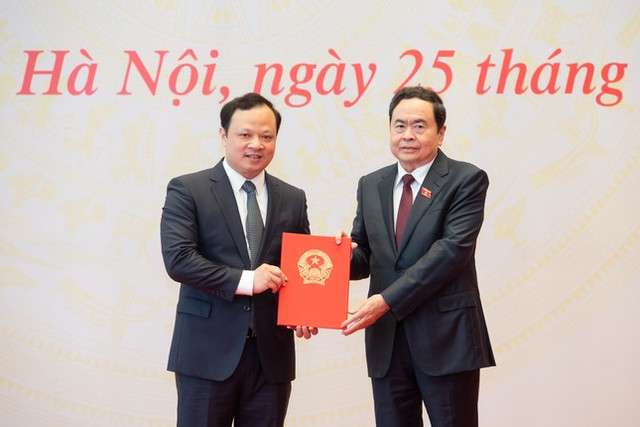 Ông Bùi Thế Cử làm Trợ lý Chủ tịch Quốc hội Ong Bui The Cu lam Tro ly Chu tich Quoc hoi